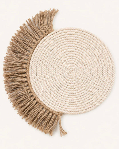 Handmade 25 cm off-white cotton wall circle with natural jute half fringe