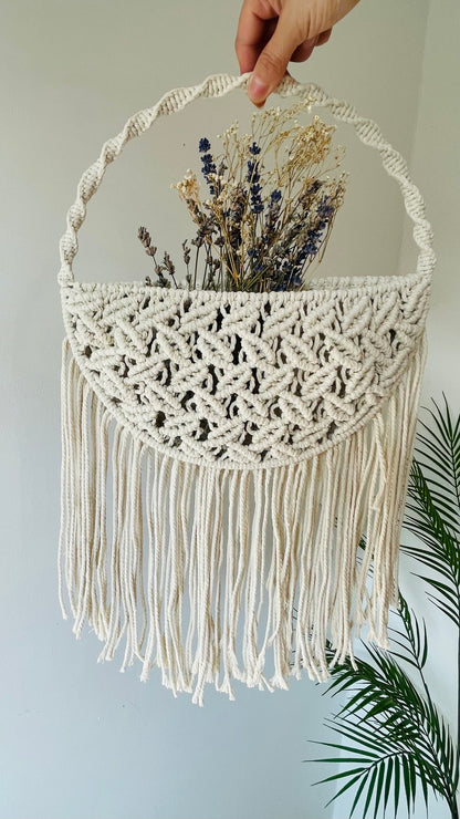 Double-Sided Macrame Wall Pocket – Decorative Flower Holder