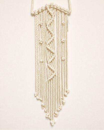 30 cm handmade macrame star wall hanging in Zigzag style, approximately 80 cm long